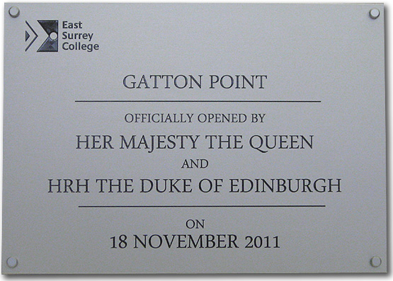 An example of an engraved commemorative plaque