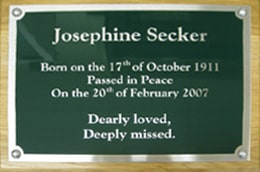 engraved memorial plaques